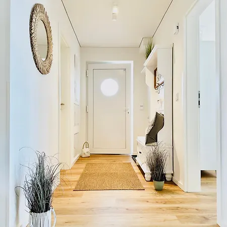 Surfbude, - Moderne In Direkter Strandnaehe Mit Eigenem Eingang, Sauna, Kaminofen, Balkonterrasse Und Parkplatz *